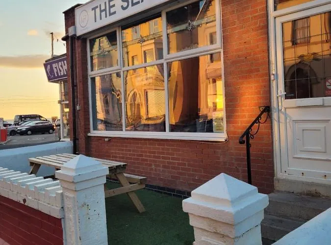 Myroomz Seaview Hotel Blackpool